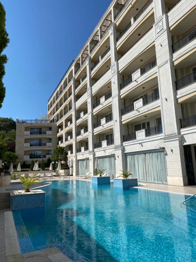 Private Apartments By The Sea With A Large Terrace In Apart Hotel! Pomorie Luaran gambar