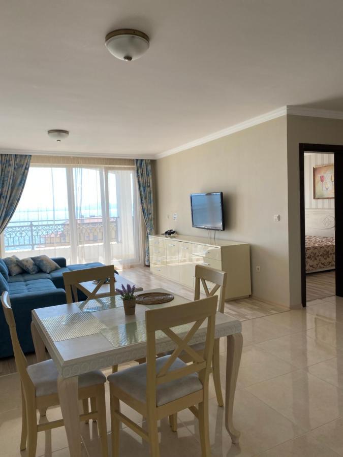 Private Apartments By The Sea With A Large Terrace In Apart Hotel! Pomorie Luaran gambar