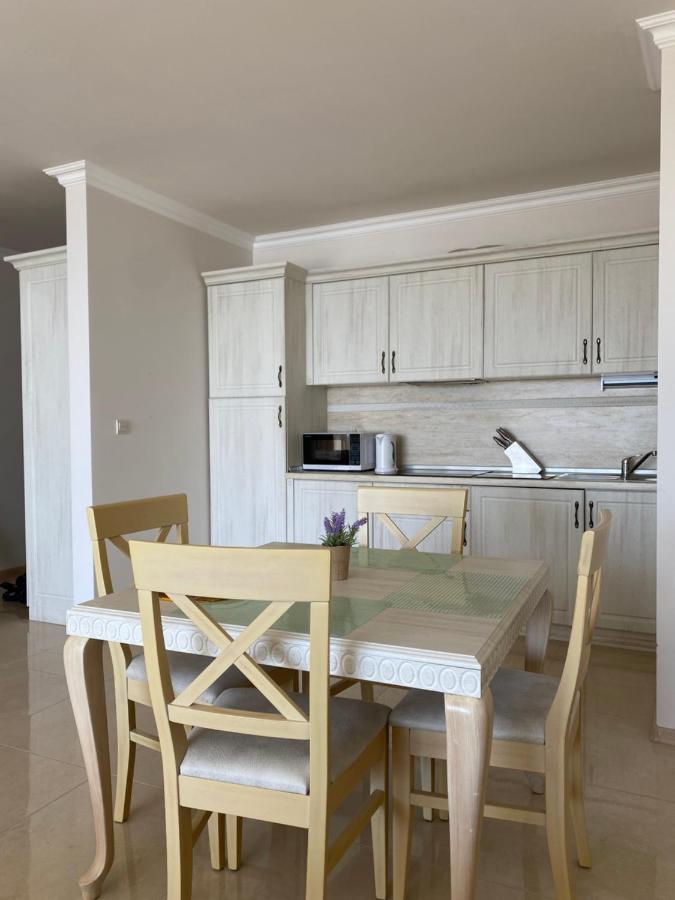 Private Apartments By The Sea With A Large Terrace In Apart Hotel! Pomorie Luaran gambar