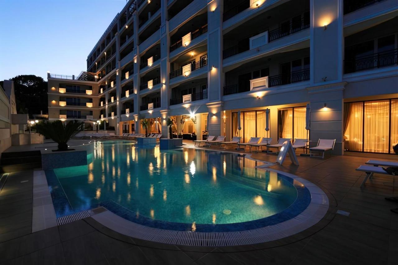 Private Apartments By The Sea With A Large Terrace In Apart Hotel! Pomorie Luaran gambar