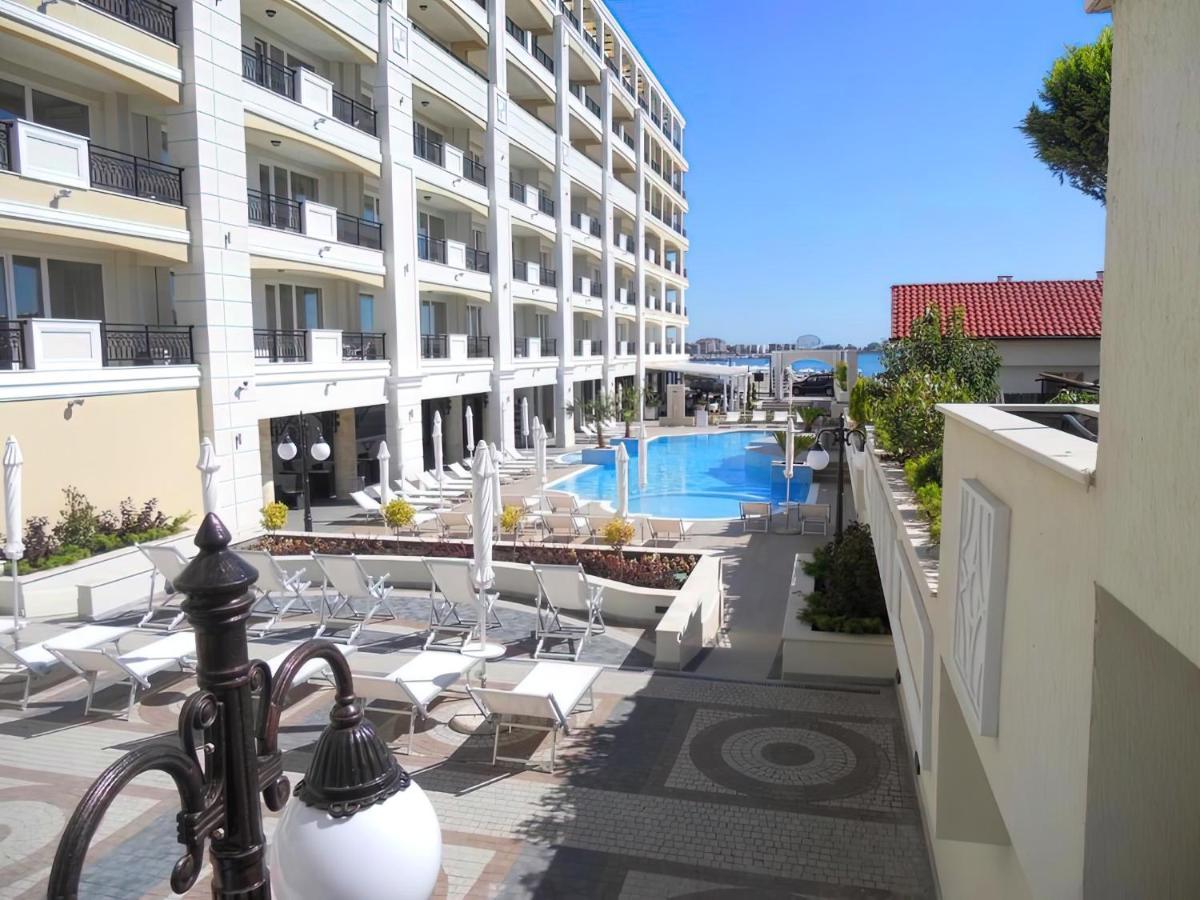 Private Apartments By The Sea With A Large Terrace In Apart Hotel! Pomorie Luaran gambar